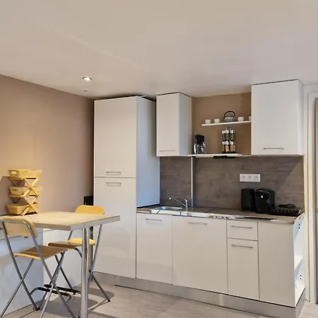 Apartment Atypique Jacuzzi
